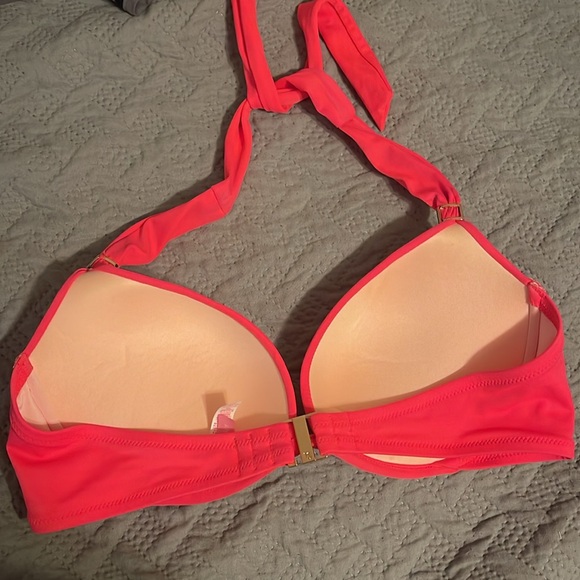 Victoria’s Secret bathing suit top - Picture 3 of 5